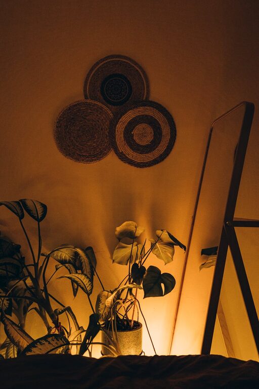 Simple Ways to Create a Cozy and Inviting Home Environment