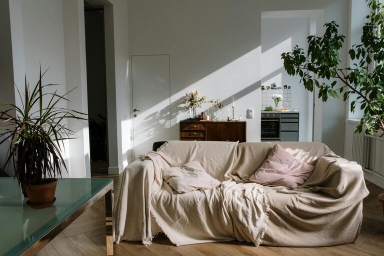 Tips for Creating a Cozy and Inviting Living Room Space at Home